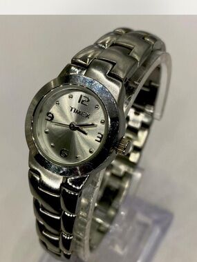 *** Timex ^^^ Women's Silver Stainless Steel Bracelet Watch ***